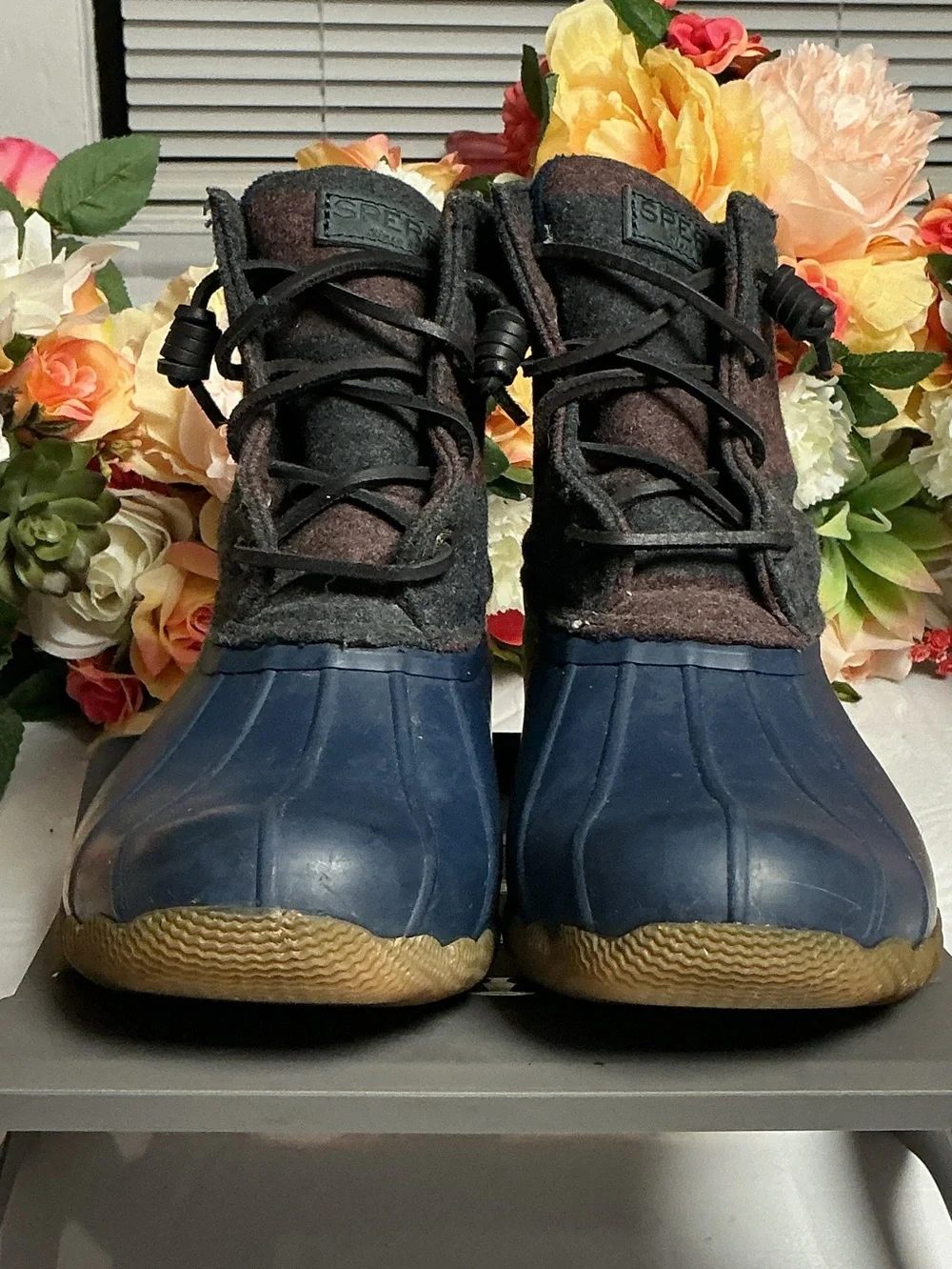 Sperry Saltwater Wool Duck Boots Women’s 8M Navy Gray Waterproof Zip Lace